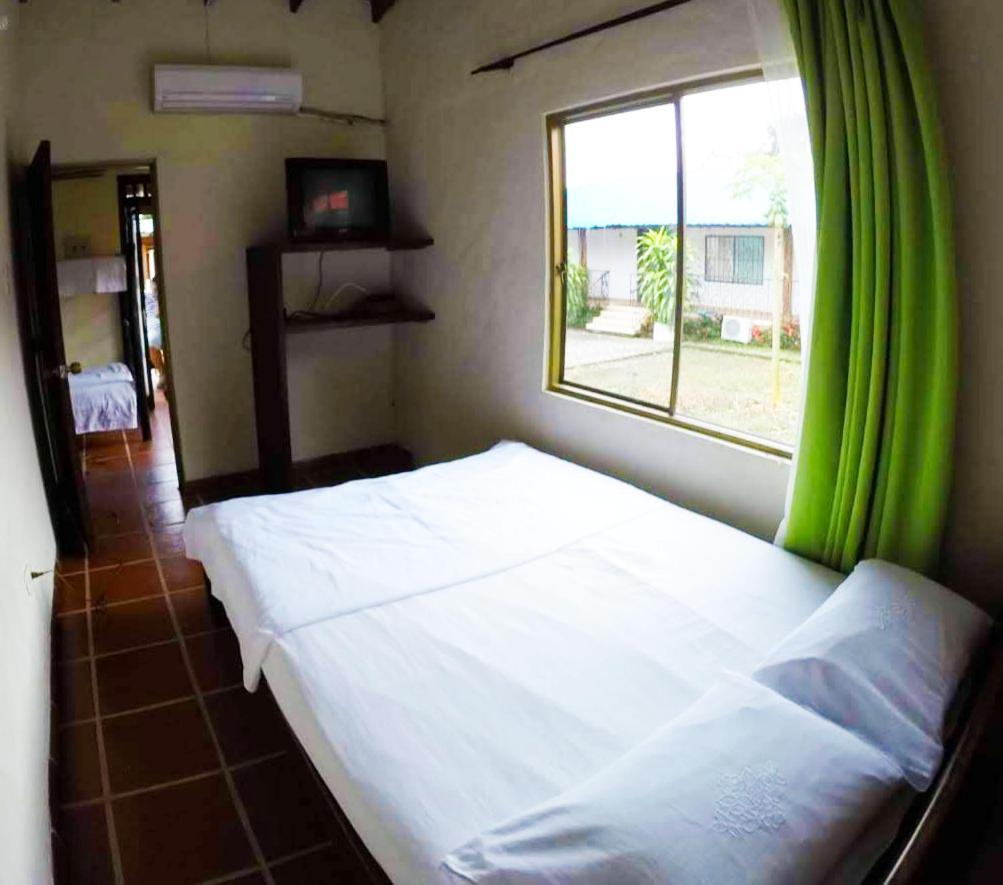 Cabanas El Saman Villavicencio Apiay Exterior photo